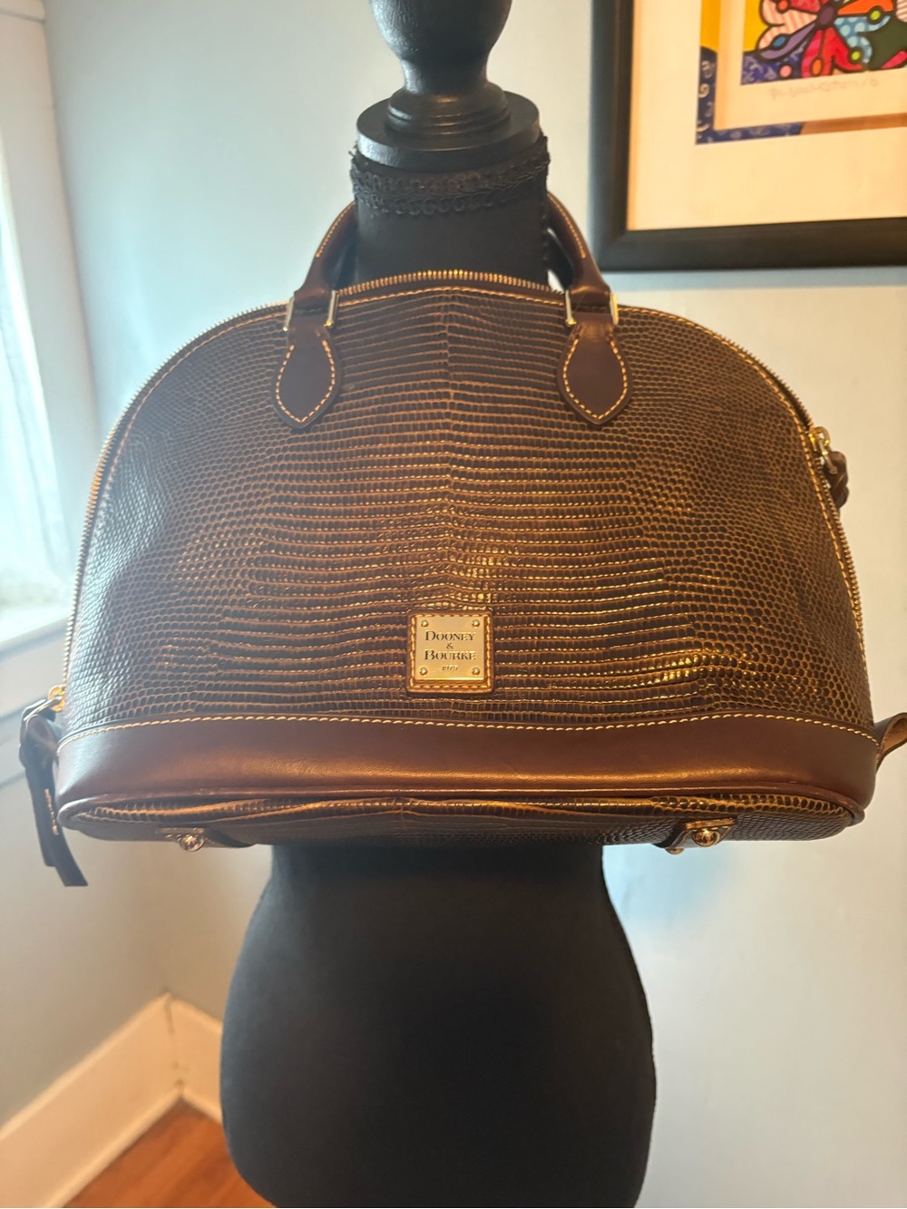 DOONEY BOURKE Womenโs Brown Embossed Lizard Zip Zip Satchel Handbag
